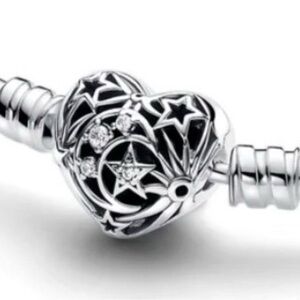 NIB PANDORA CELESTIAL HEART BANGLE BRACELET SMALL